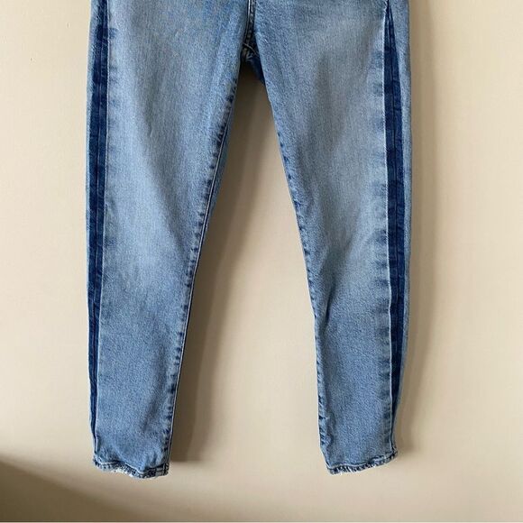 Agolde Toni Mid-Rise Slim Jeans - Picture 9 of 15